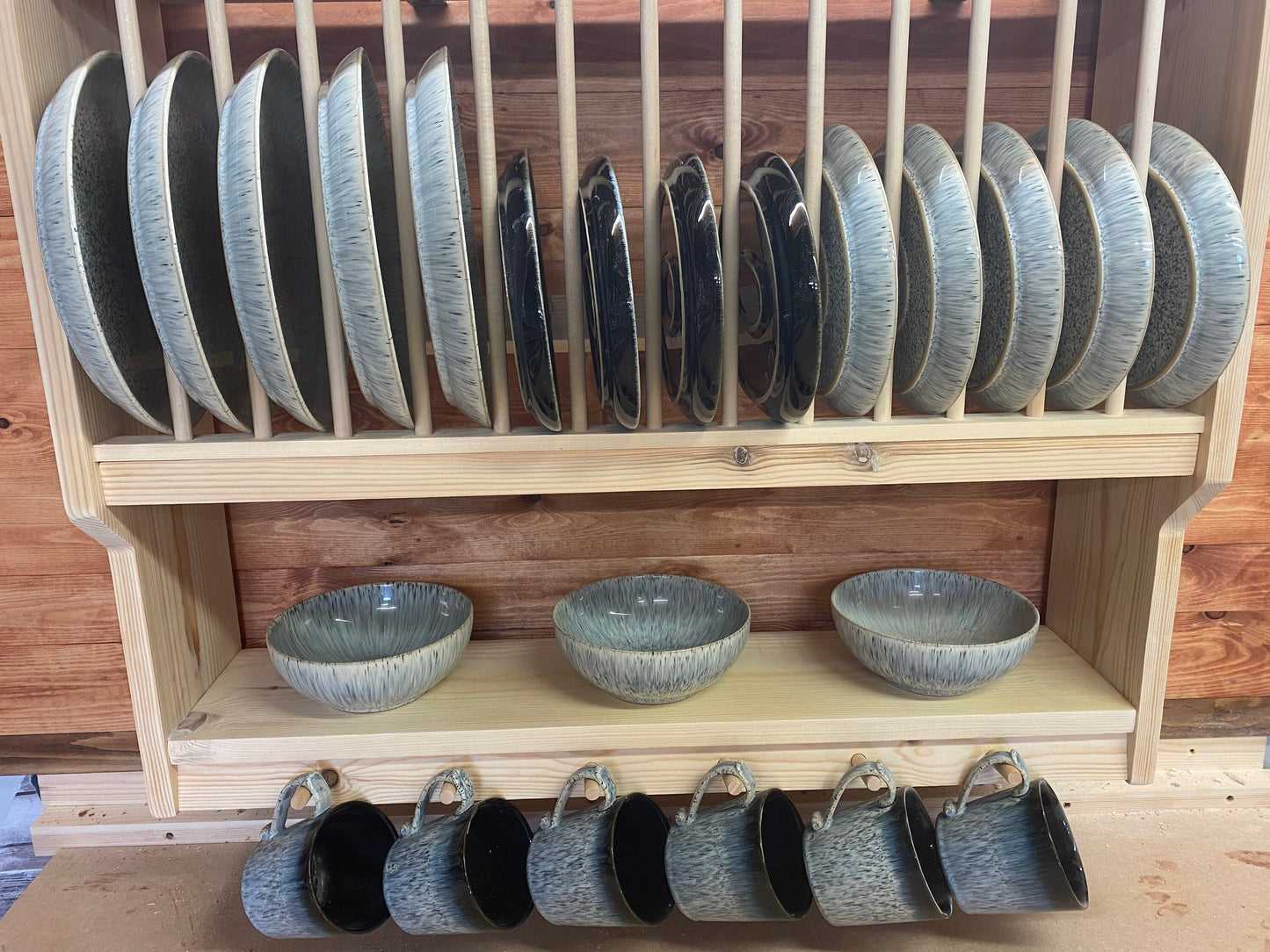 The Margate handmade plate rack storage