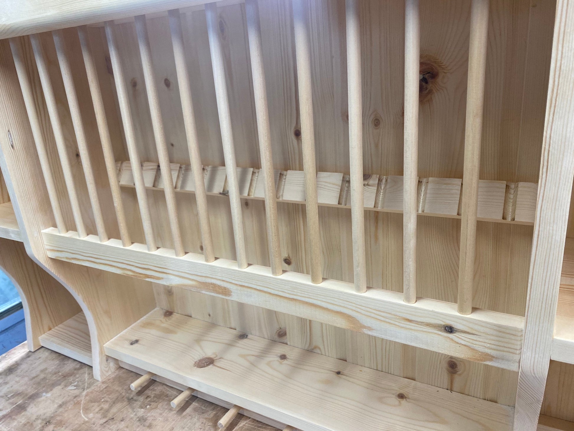 Rye handmade pine natural kitchen plate rack