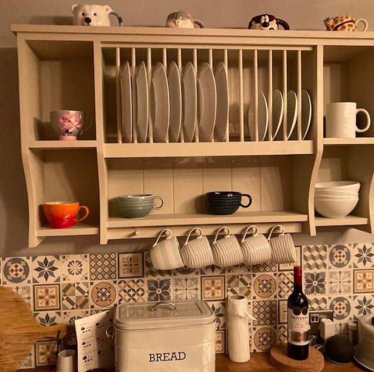 The Rye handmade pine kitchen plate rack storage available in your chosen f&b colour 12 plate setting