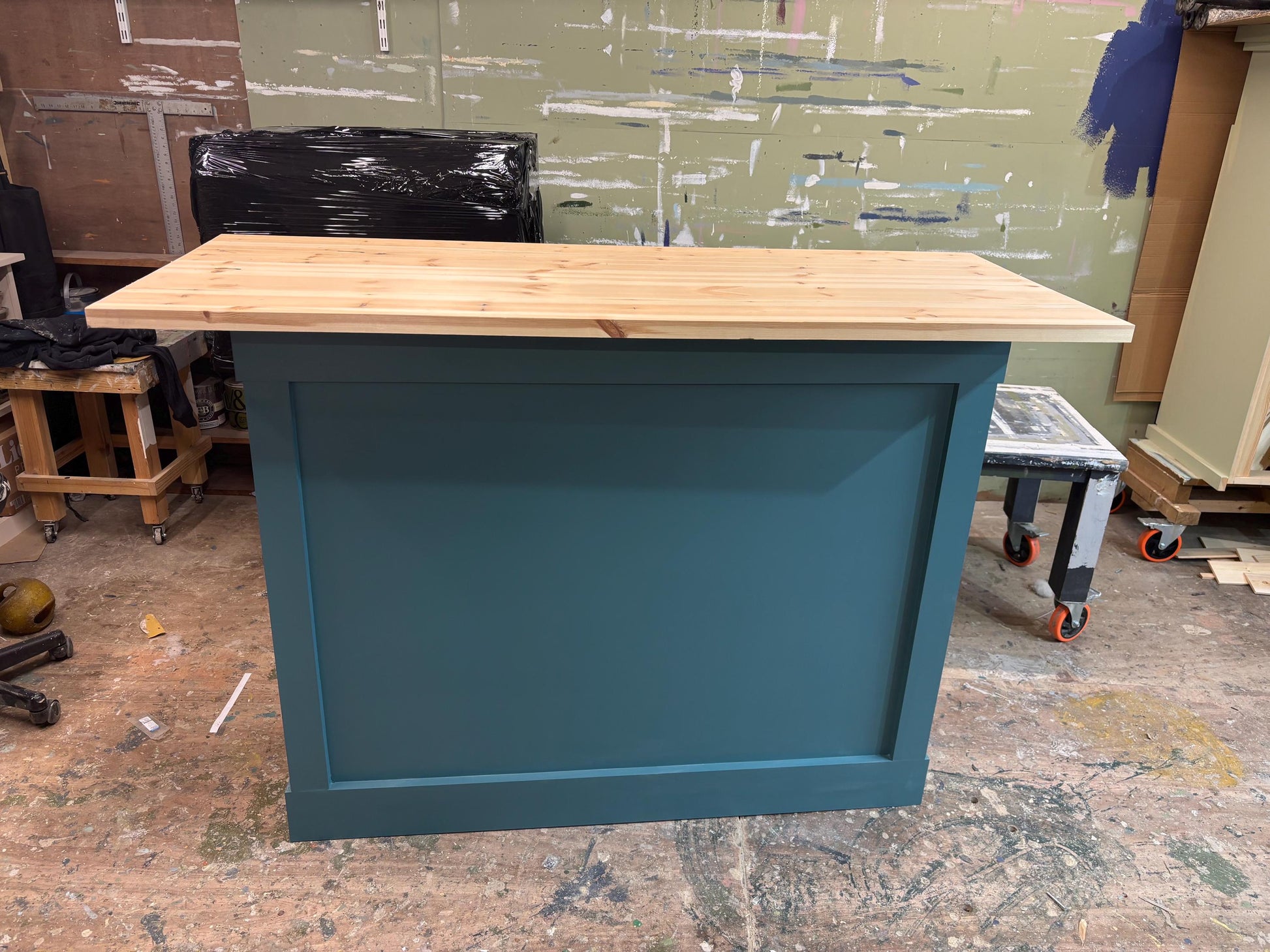 The Spire 600mm Deep Premium Bar - home pub bar man cave solid finished in any farrow and ball colour