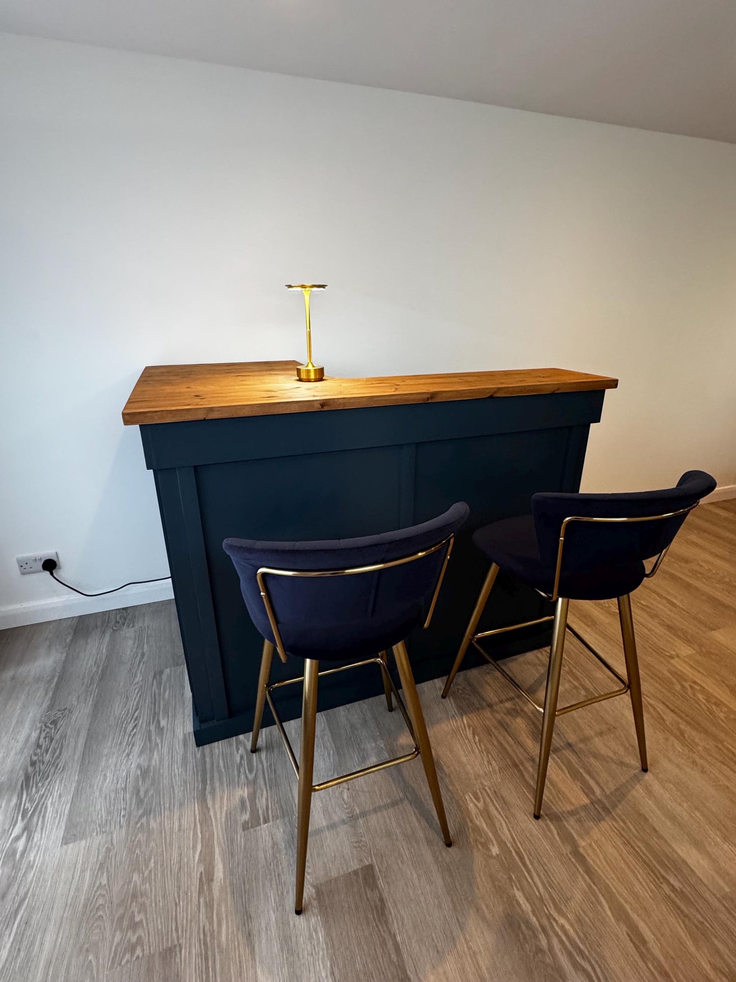 The Dunsley 900mm Deep Premium Bar with fridge space - finished in any farrow and ball colour can made left or right handed